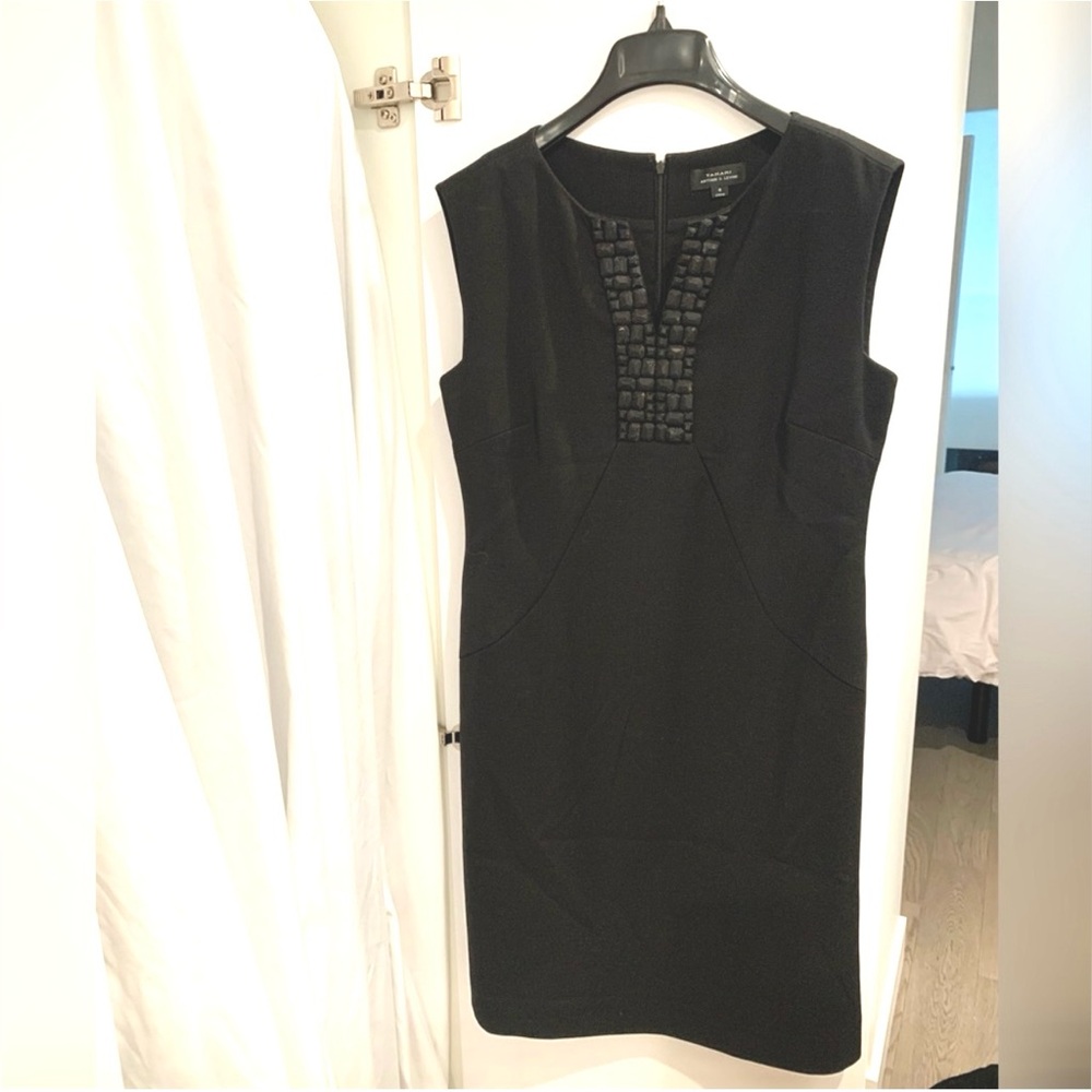 Tahari sleeveless dress